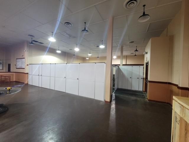 Temporary Wall Systems Deliver Custom  Rooms for Building Event