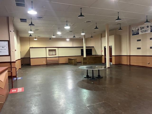 Temporary Wall Systems Deliver Custom  Rooms for Building Event