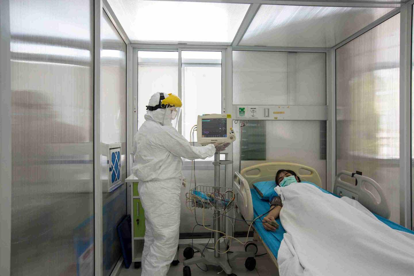 How to Control Cross-Infection in Hospitals: Modular Containment