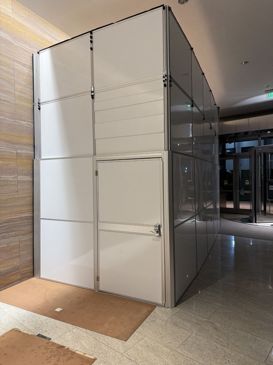 Freestanding Temporary Walls Maintain Building Access During Healthcare Tenant Improvement