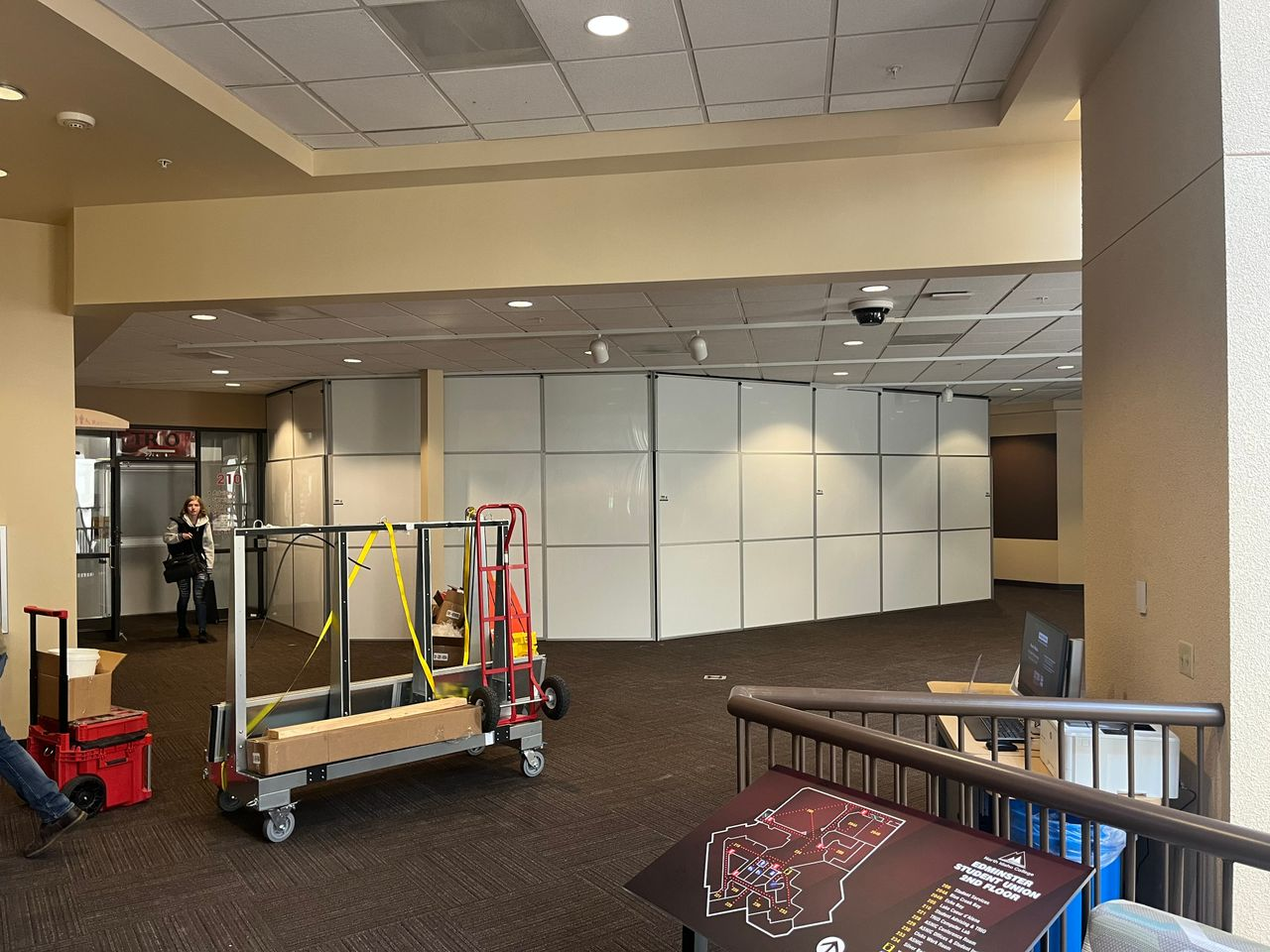 Modular Hard Wall Containment Supports Student Union Renovation at North Idaho College