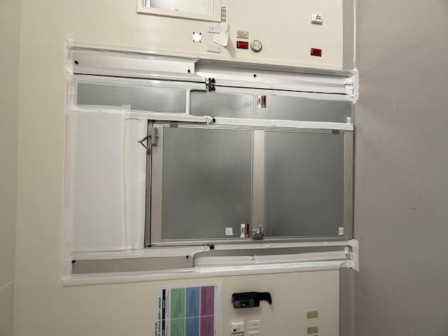 Hospital anteroom and temporary wall containment supporting construction at Ascension Seton Medical Center