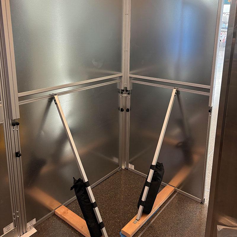 Airport Crowd Control & Construction Containment