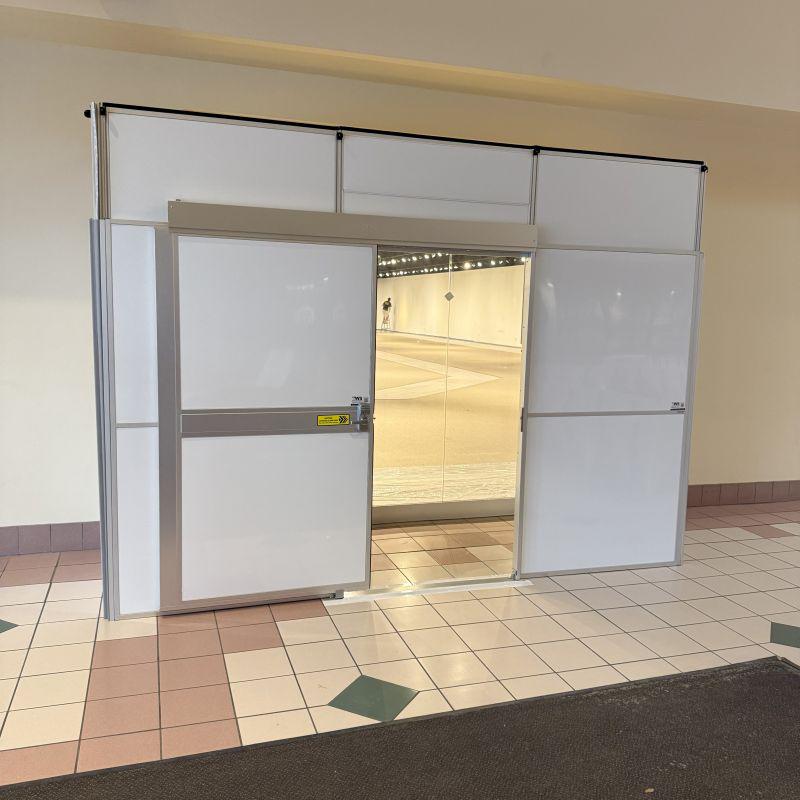 Retail & Commercial Construction Containment