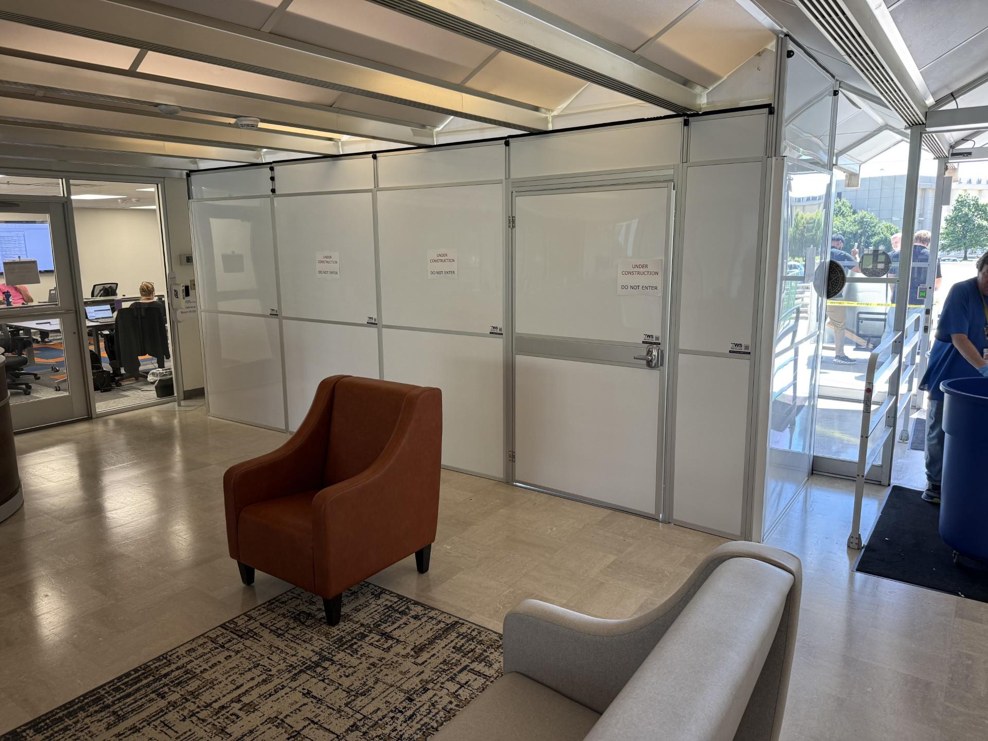 Containment with Temporary Wall Systems at Oklahoma State Capitol Renovation