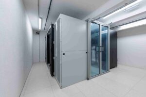 Data center containment using modular containment rooms